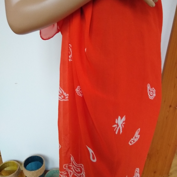 ⭐SOLD⭐Tangerine sarong. Skirt or full. - Picture 3 of 8